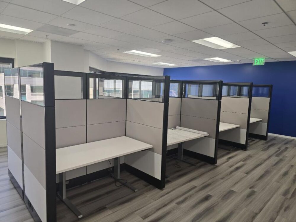 Maximizing Your Office Space with Pre-Owned Cubicles and Office Furniture Liquidation