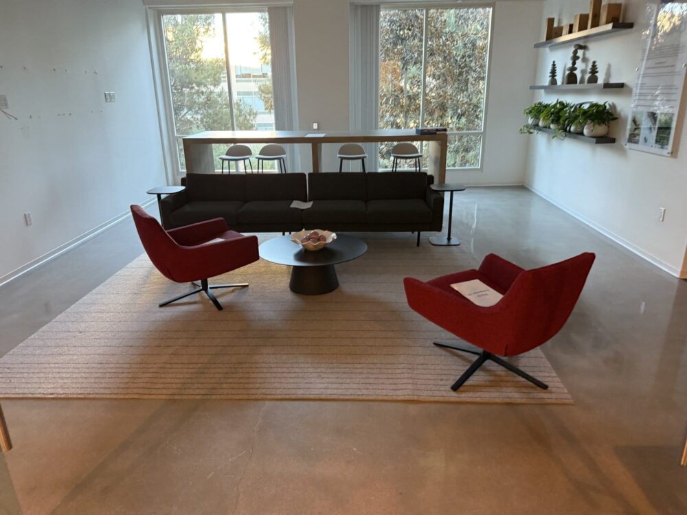 Top 10 Modern Office Furniture Brands That Transform Workspaces in 2025