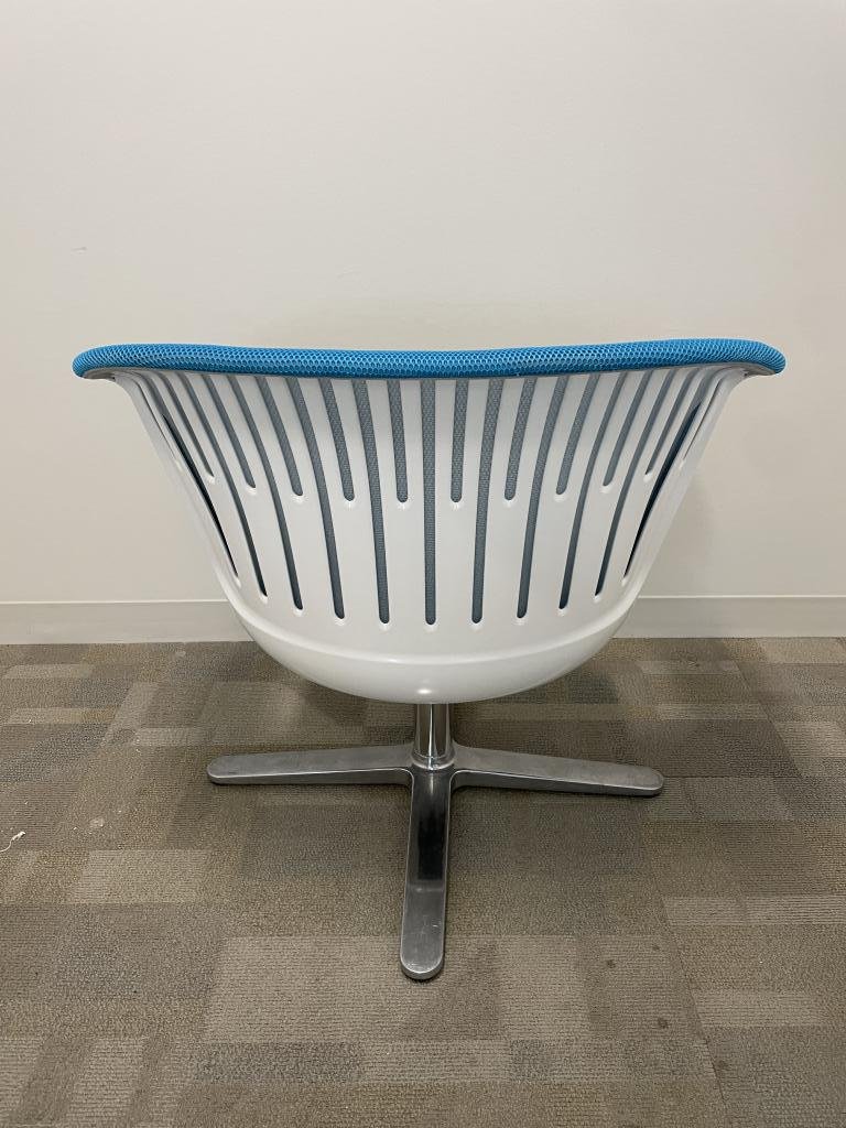 Steelcase i2i Blue Jay Swivel Office Lounge