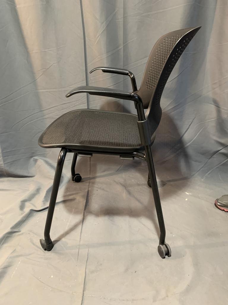 Herman Miller Caper