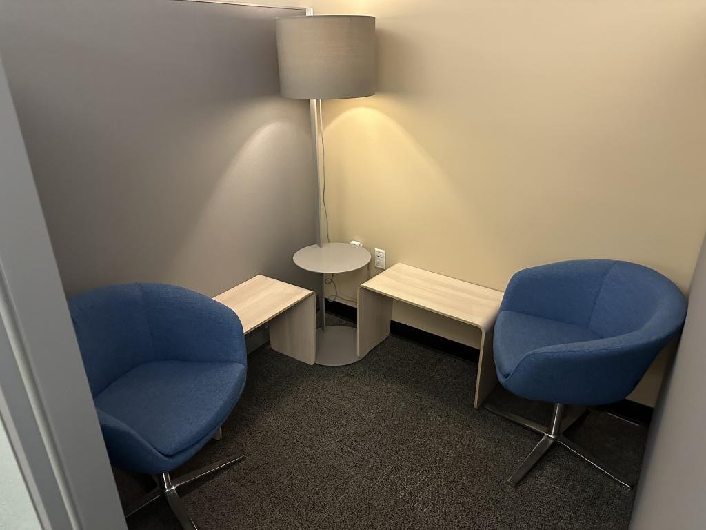 Steelcase 6'x6'x67" with sliding Glass door