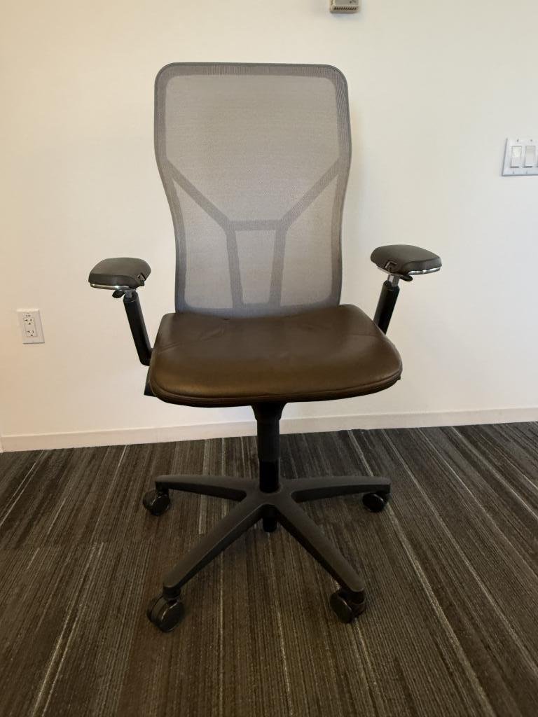 Allsteel Acuity Fully Loaded Silver & Leather