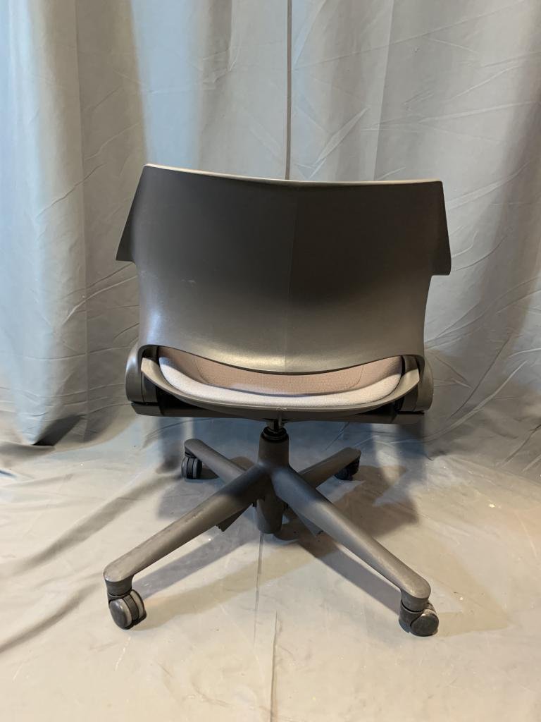 Vecta Nesting Chairs
