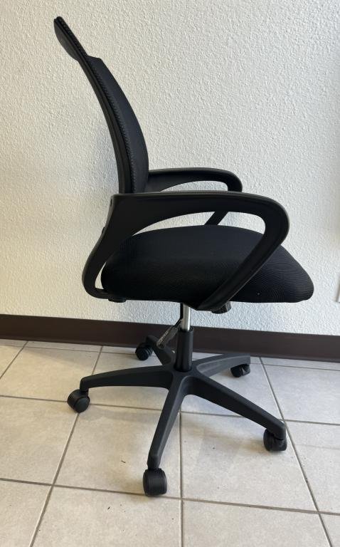 OFS simple black mesh back with tilt lock