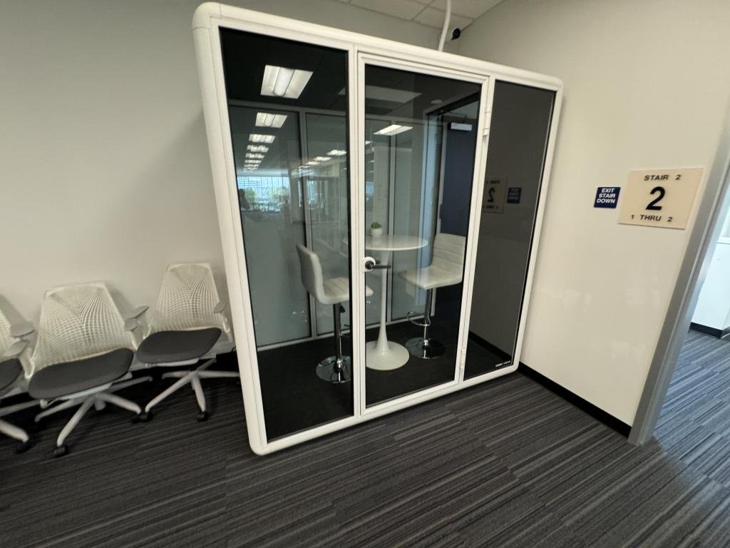 Poppin Koplus Pod for 2 Double Phone Booth