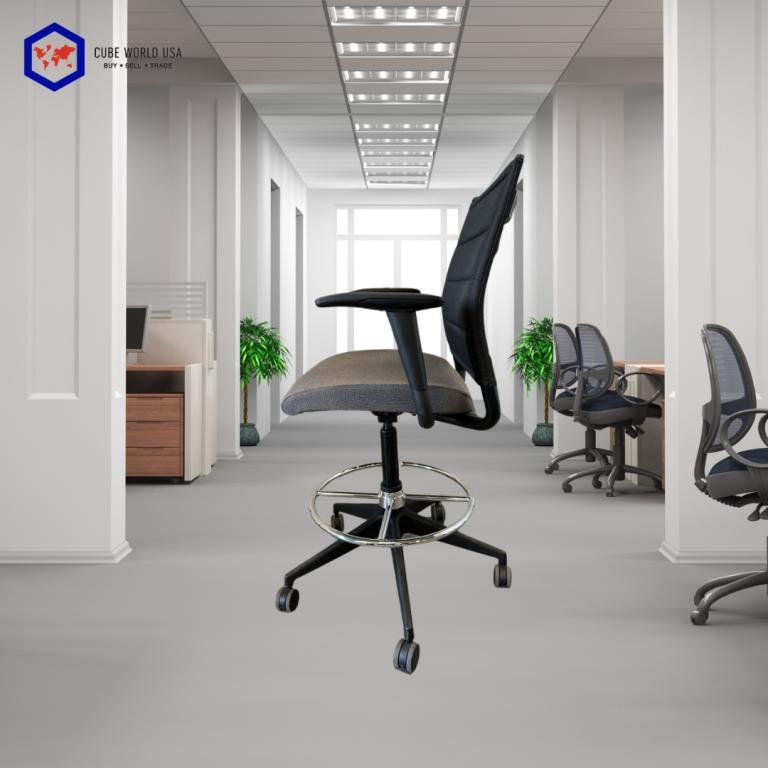 Sit On It Wit Ergonomic Stool Grey & black