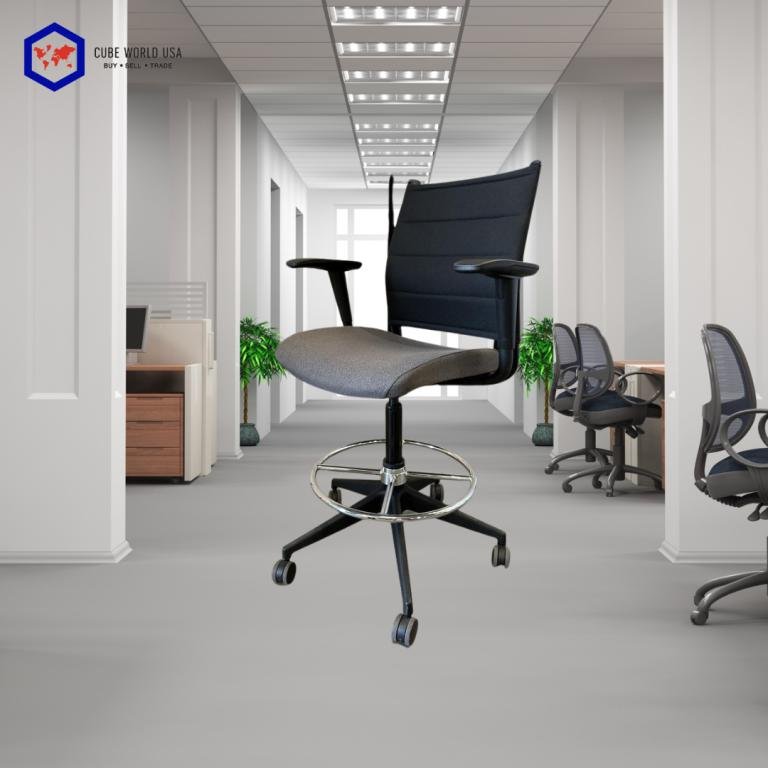 Sit On It Wit Ergonomic Stool Grey & black