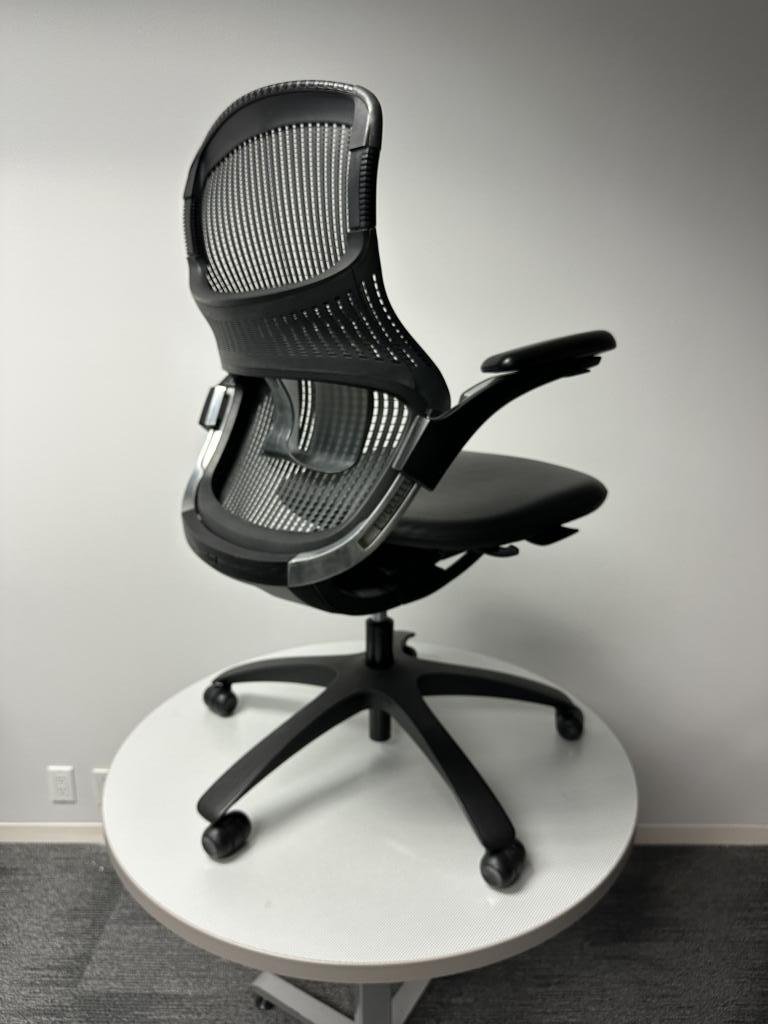 Knoll ReGeneration chair Black & Chrome Loade