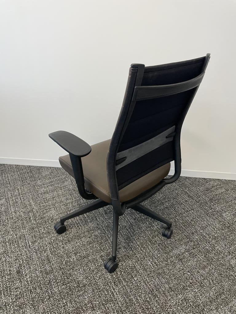 SitOnIt Wit High Back Brown Chair