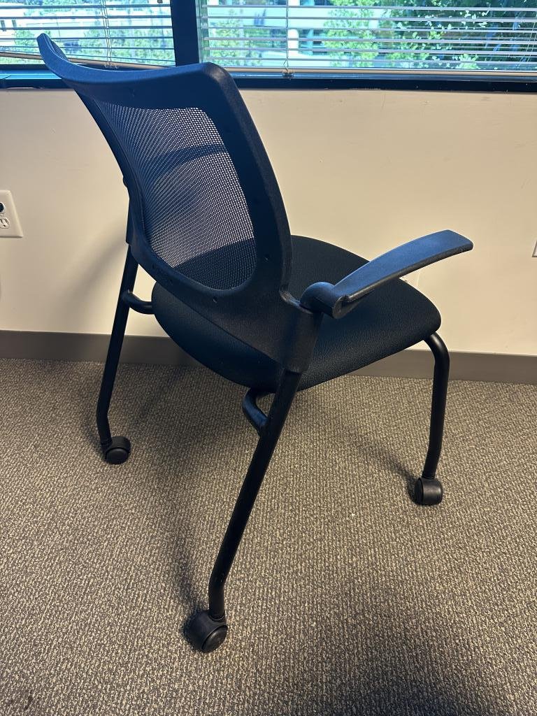 9 to 5 crepe black mobile training chair
