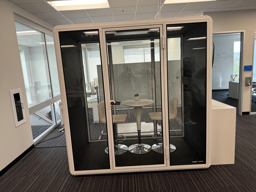 Poppin Koplus Pod for 2 Double Phone Booth
