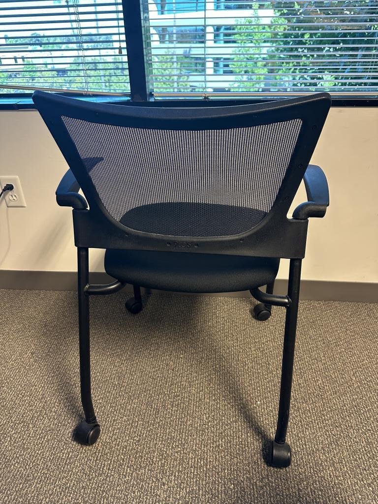 9 to 5 crepe black mobile training chair