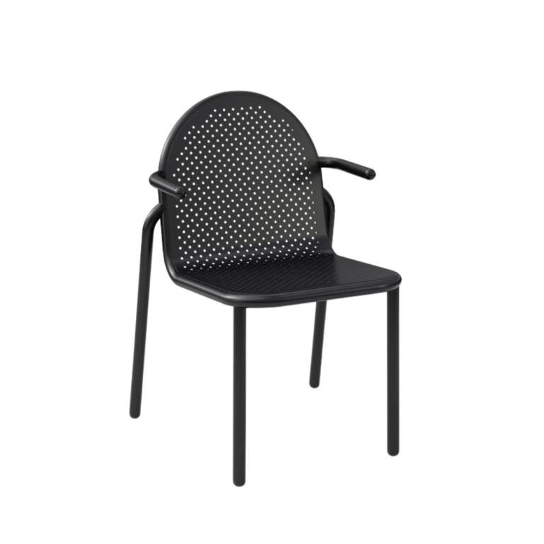 KFI Studios Juna; Arm Chair
