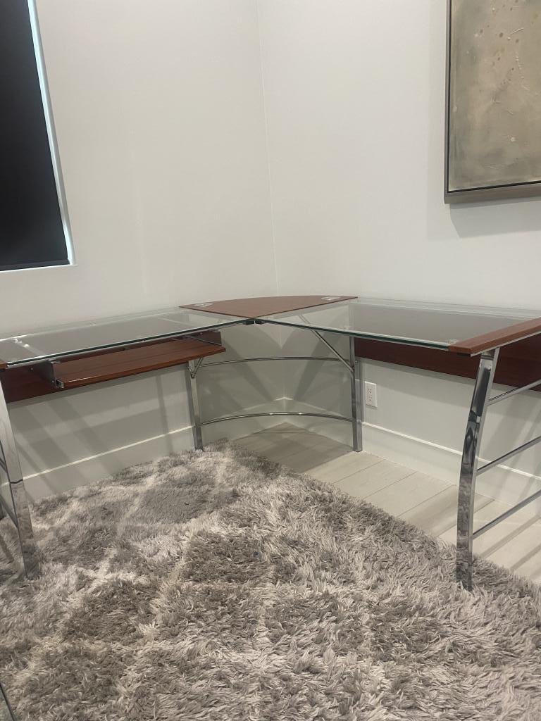 Glass modern 5x5 desk with steel legs