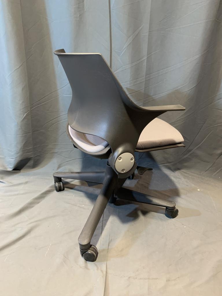 Vecta Nesting Chairs