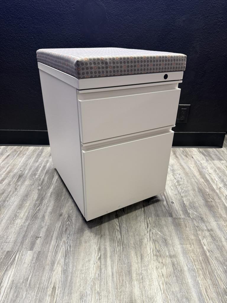 Herman Miller BF Mobile Ped white & grey