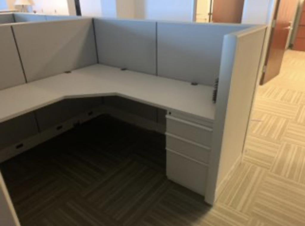 Knoll Dividend 6x6 @49inT grey & white modern