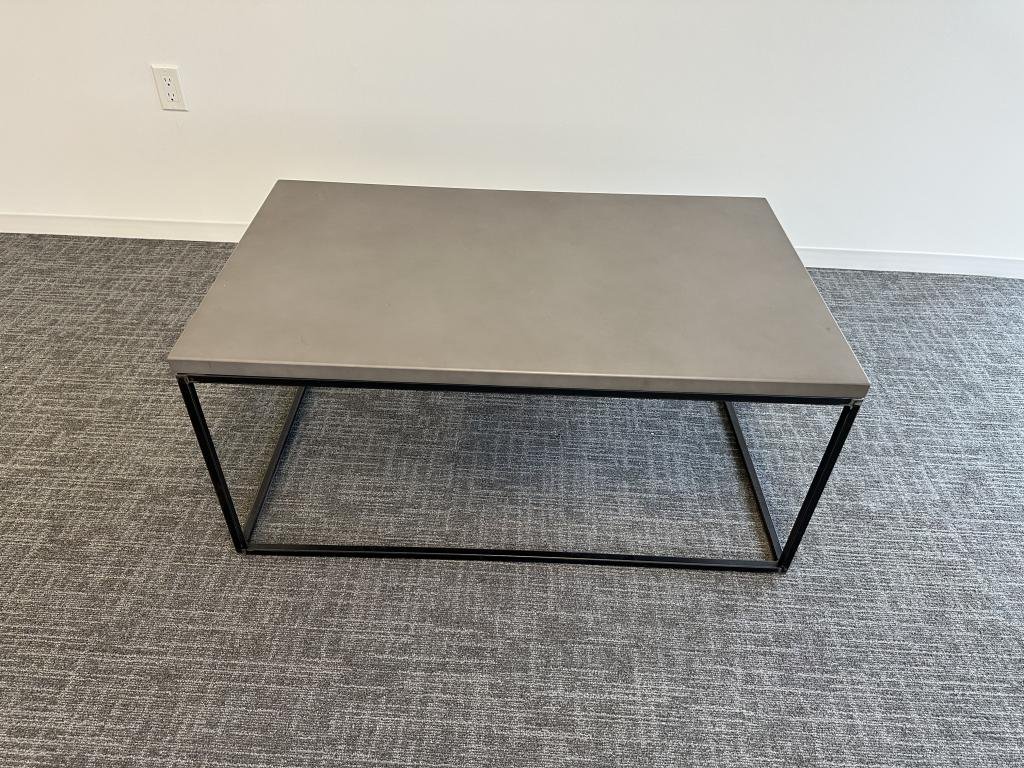 Rectangular occasional table 40x24x18h