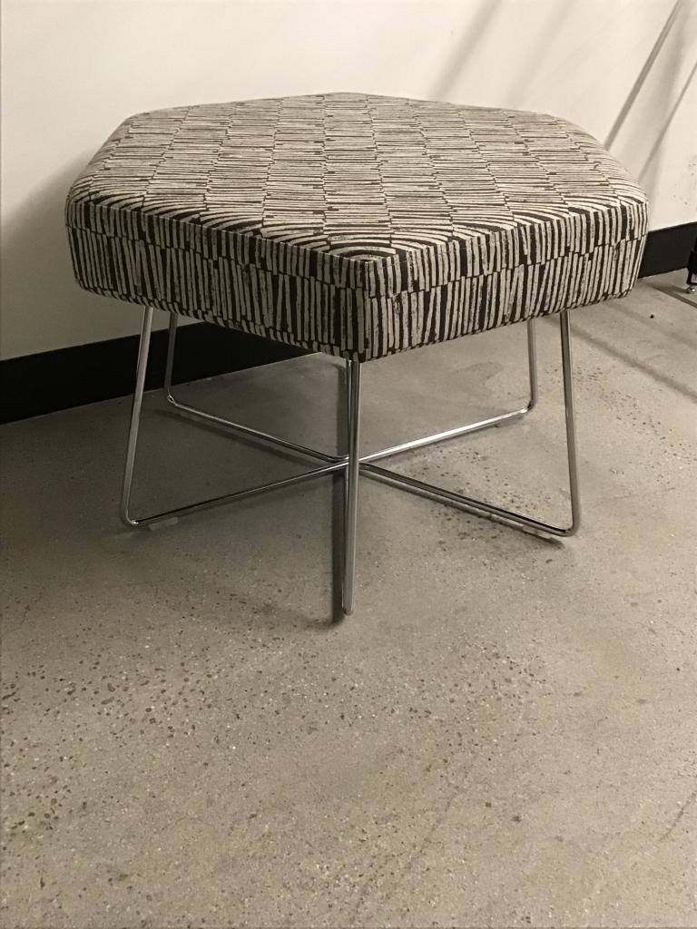 Keilhauer Bonehexagon ottoman wire base