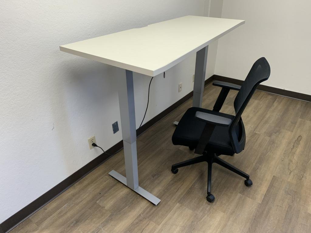 AMQ unique electric desks various styles