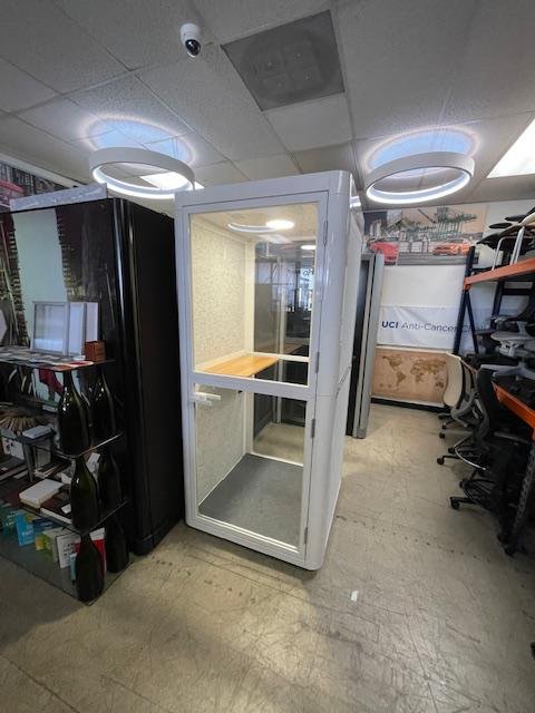 Flexi Privacy Pod Single Like NEW Open Box