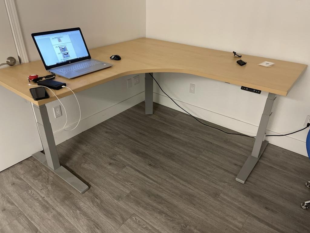 L Shape Maple Height Adjustable Electric Desk