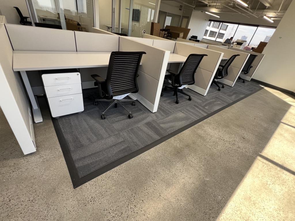 Ethospace Sage 5x3ft @ 39inT Herman Miller