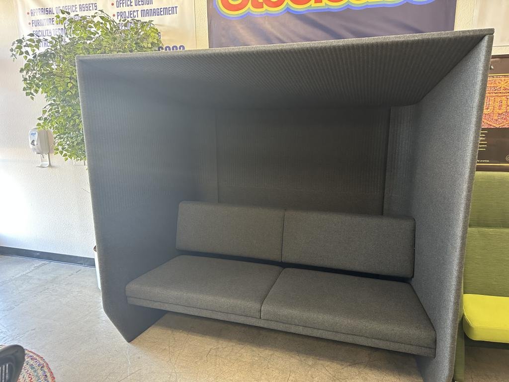 Haworth BuzziSpace Canopy Acoustical Couch